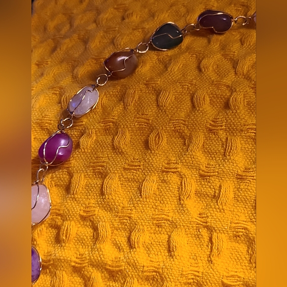 GOLDEN WIRES ENCASE MULTI GEMSTONES! - Picture 6 of 8